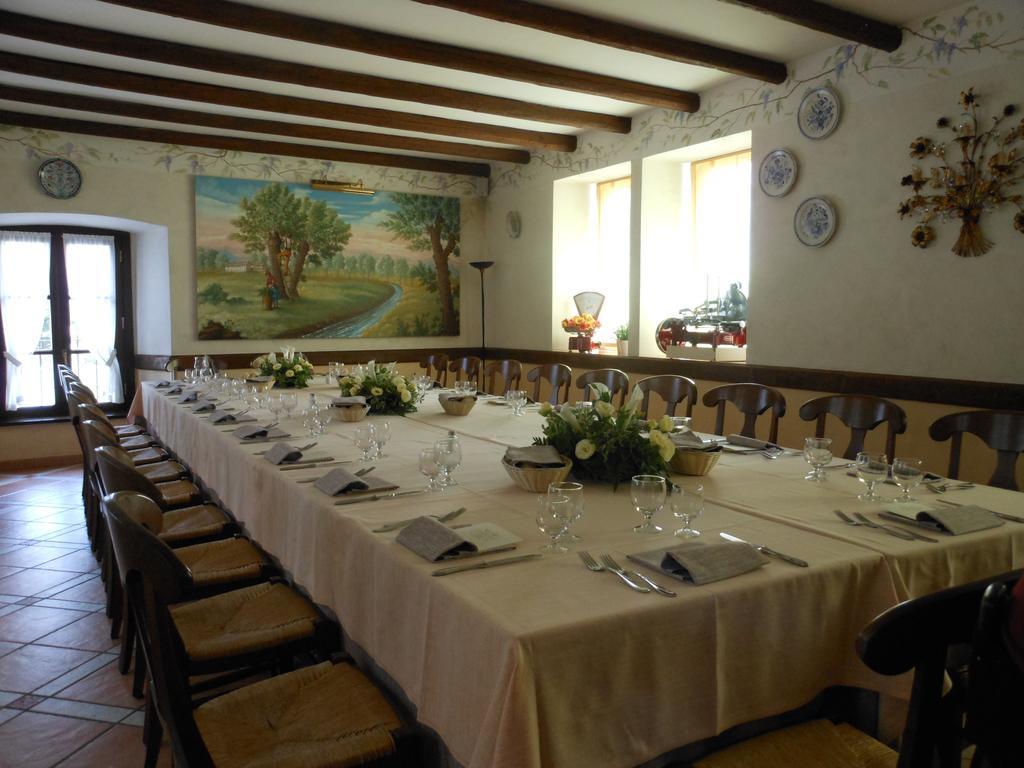 Agriturismo Cassinazza Orsenigo ภายนอก รูปภาพ