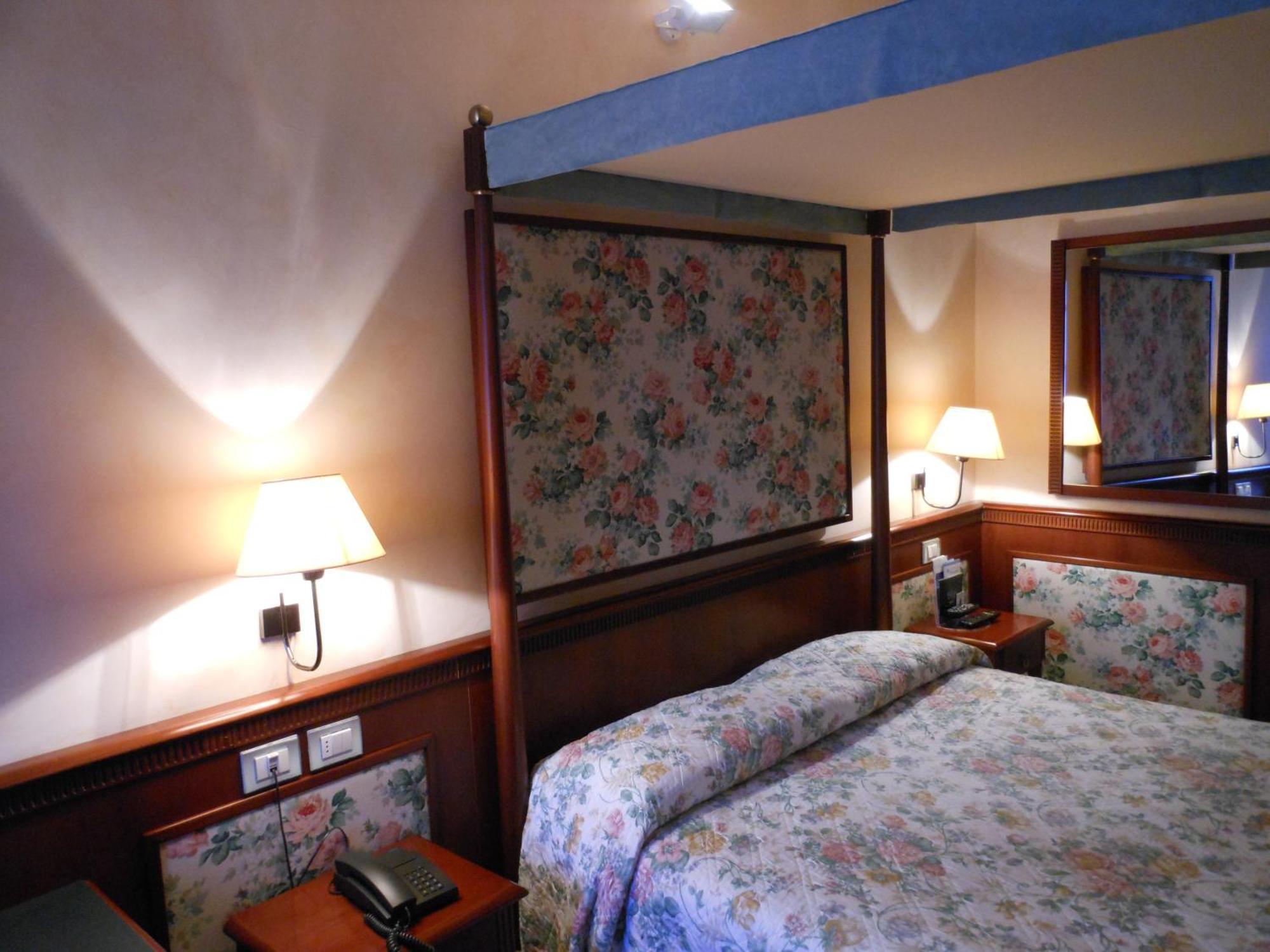 Agriturismo Cassinazza Orsenigo ห้อง รูปภาพ