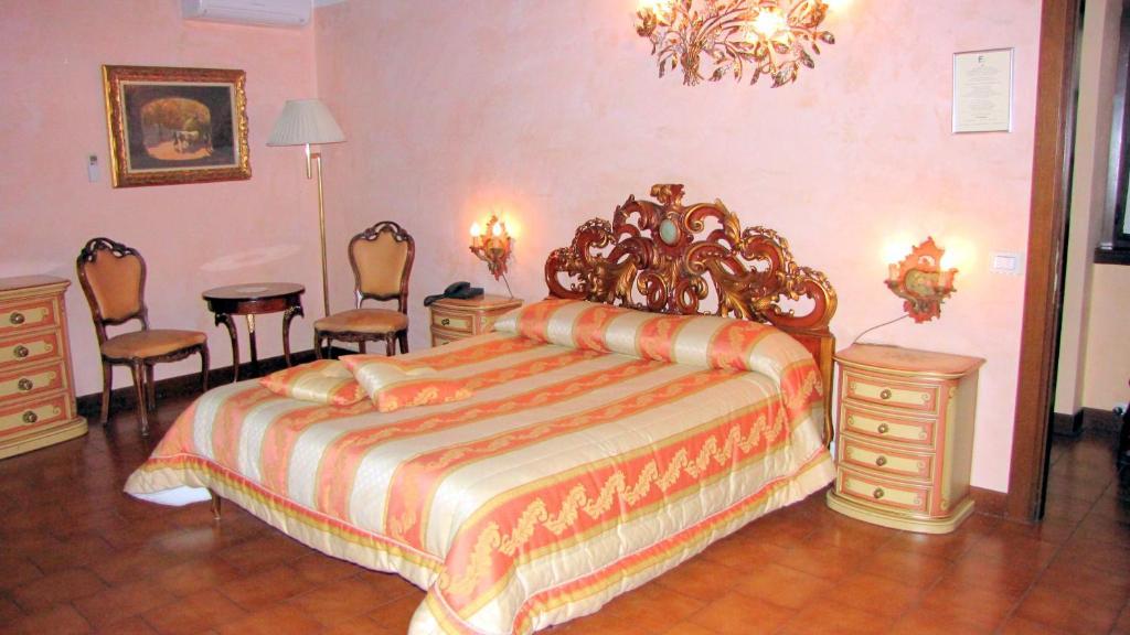 Agriturismo Cassinazza Orsenigo ภายนอก รูปภาพ